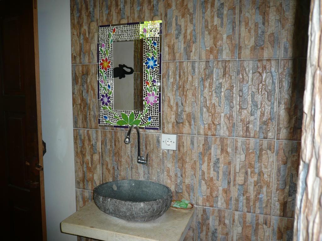Wawa Wewe II Villas Amed Zimmer foto