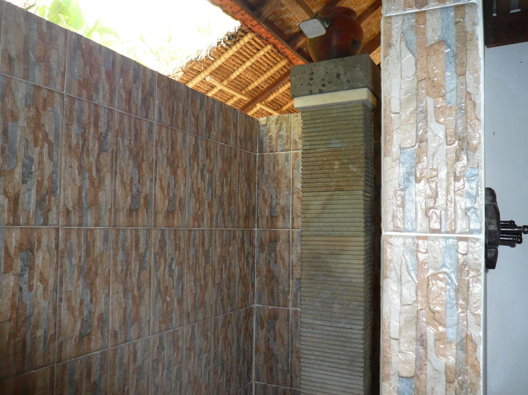 Wawa Wewe II Villas Amed Exterior foto